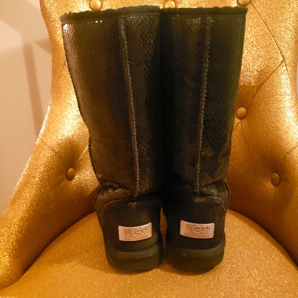 Ugg Boots - Picture 7 of 7
